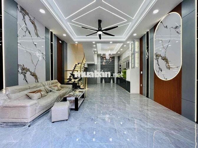 nhà cho thuê 4 tầng full Nội Thất cơ bản, hẻm 131 đường 26/3