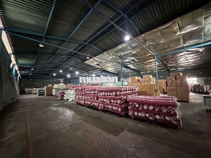 Cho thuê kho Quận 7 DT 1500m2 - Vị trí thuận tiện