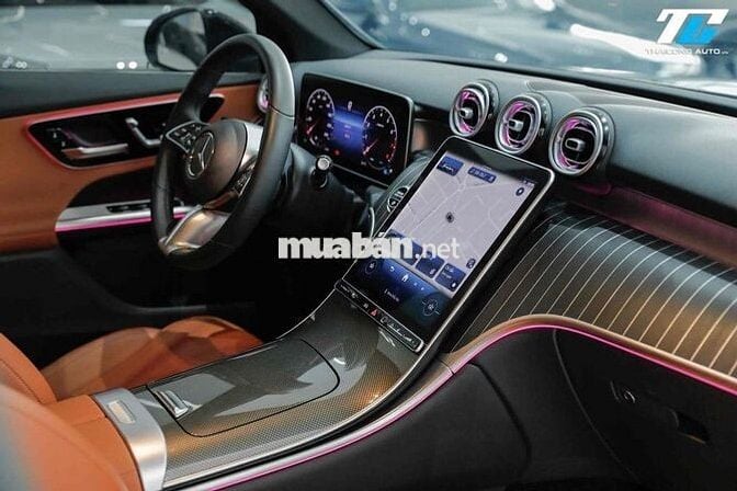 GLC 200 4MT mẫu mới All New 2024 - 9000 km