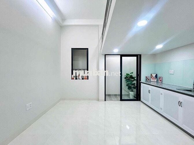 CHO THUÊ PHÒNG RỘNG - BAN CÔNG - CỬA SỔ - SẴN MÁY LẠNH NGAY CELADON 🎊✨