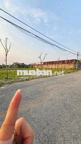 rẻ nhất khu 550m có 100m thổ 6ty sau chợ Xuân Thới Thượng đg nhựa 8m