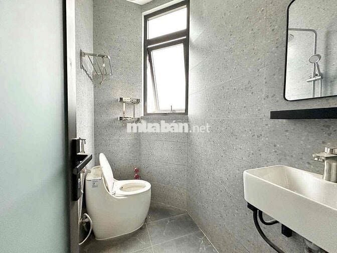 Duplex có cửa sổ trời ngay ngã tư Bình Thái,Trường Thọ,xa lộ Hà Nội