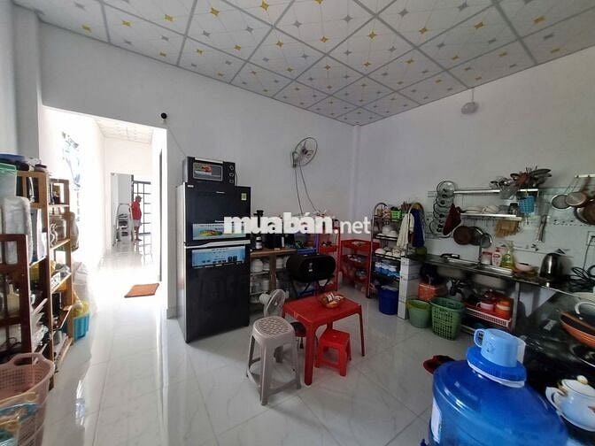 Nhà vườn hơn 1000m2 có thổ cư. Gần KCN. 190tr (1m ngang)