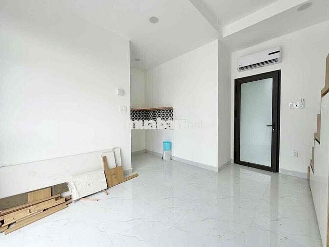 Duplex có cửa sổ trời ngay ngã tư Bình Thái,Trường Thọ,xa lộ Hà Nội