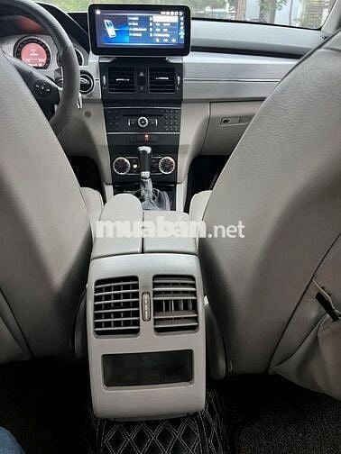 Mercedes GLK300 2010 Trắng 93000 km