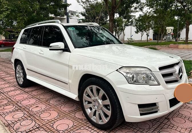 Mercedes GLK300 2010 Trắng 93000 km