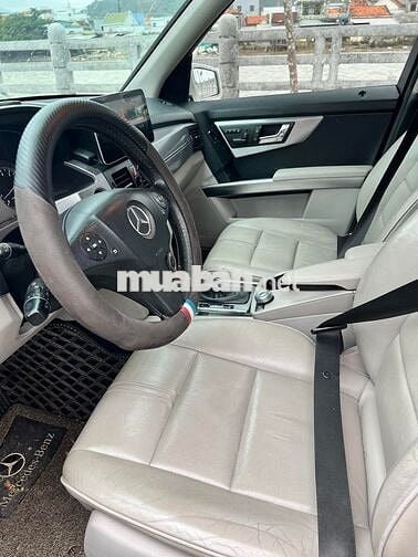 Mercedes GLK300 2010 Trắng 93000 km