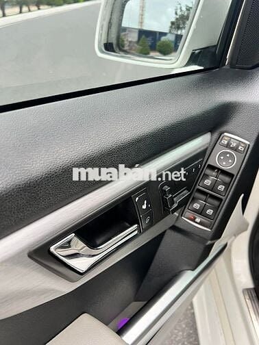 Mercedes GLK300 2010 Trắng 93000 km