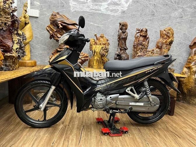 👉Wave blade 2016 chính chủ bstp máy móc zin êm