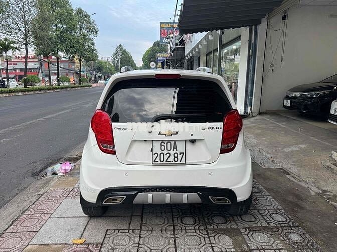 Chevrolet Spark 2015 LTZ 1.0 AT Zest - 82000 km