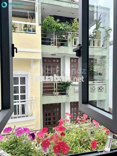 Căn Hộ Studio - 25m2 - Full Nội Thất - Thang Máy- Khu Sân Bay
