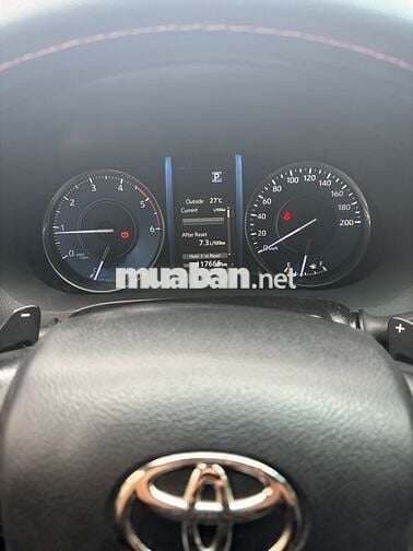Toyota Fortuner 2022 2.4L 4x2 AT - 180000 km