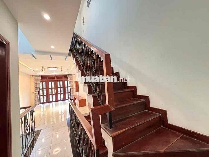 KHU PHÂN LÔ - VIEW CÔNG VIÊN - 73M2 - NGAY ĐH VĂN LANG- ĐẶNG THUỲ TRÂM