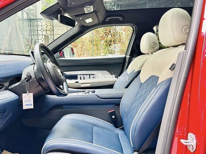 VinFast VF9 Plus Đỏ Mới 100%