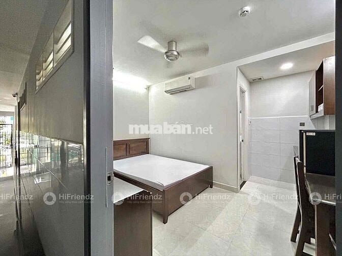 Căn Hộ Studio - 25m2 - Full Nội Thất - Thang Máy- Khu Sân Bay