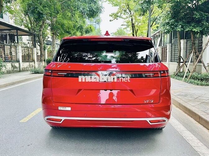 VinFast VF9 Plus Đỏ Mới 100%