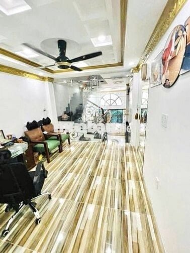 QUẬN 11 - HẺM Ô TÔ THÔNG - NHÀ 5 TẦNG BTCT - LÊ THỊ BẠCH CÁT