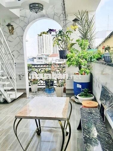 QUẬN 11 - HẺM Ô TÔ THÔNG - NHÀ 5 TẦNG BTCT - LÊ THỊ BẠCH CÁT