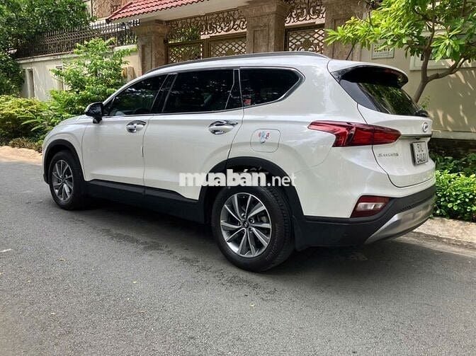 Gia đình cần bán xe Hyundai Santa Fe dầu SX 2019