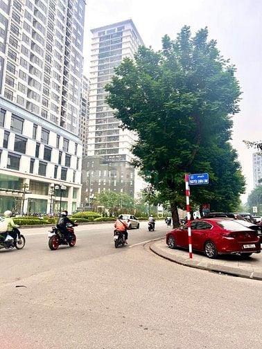 Chính chủ bán căn góc 65m² tại KĐT Trung Hòa Nhân Chính – 2 ngủ, 1vs ,