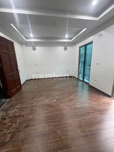 Chính chủ gửi bán ngõ 229 số 21 minh khai, xây mới có GPXX, giá 8.6 tỷ