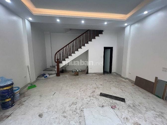 Chính chủ gửi bán ngõ 229 số 21 minh khai, xây mới có GPXX, giá 8.6 tỷ