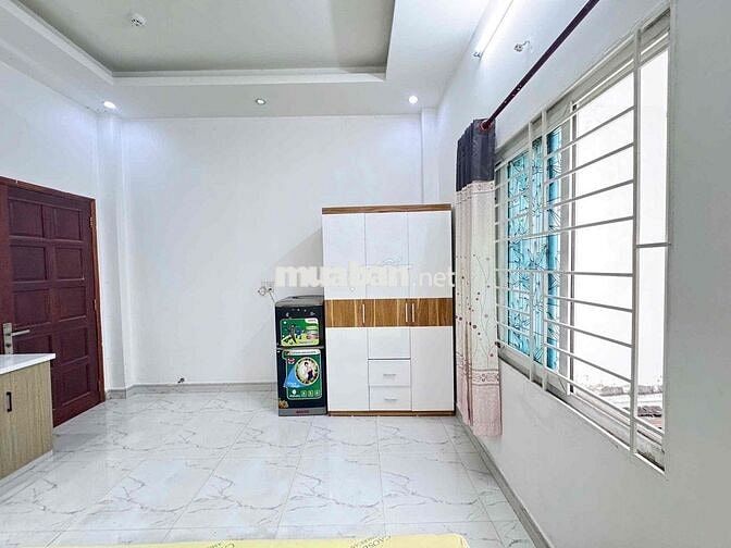 Cho Thuê Căn Hộ Full Nội Thất Có Cửa Sổ Trời Ngay Tân Trụ,Q Tân Bình