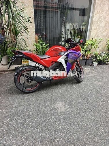 Honda CBR 150cc 2012 Đỏ Tím.xe zin.máy bao êm