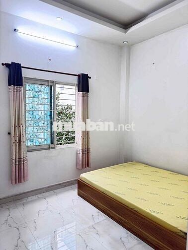 Cho Thuê Căn Hộ Full Nội Thất Có Cửa Sổ Trời Ngay Tân Trụ,Q Tân Bình