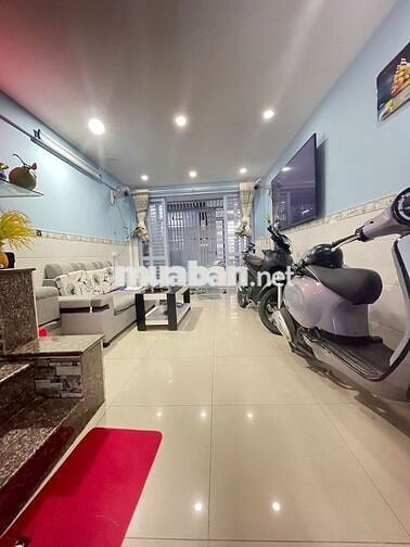 BÁN NHÀ LẠC LONG QUÂN P10 TÂN BÌNH 2 TẦNG NỞ HẬU TÀI LỘC GIÁ 3.99 T TL