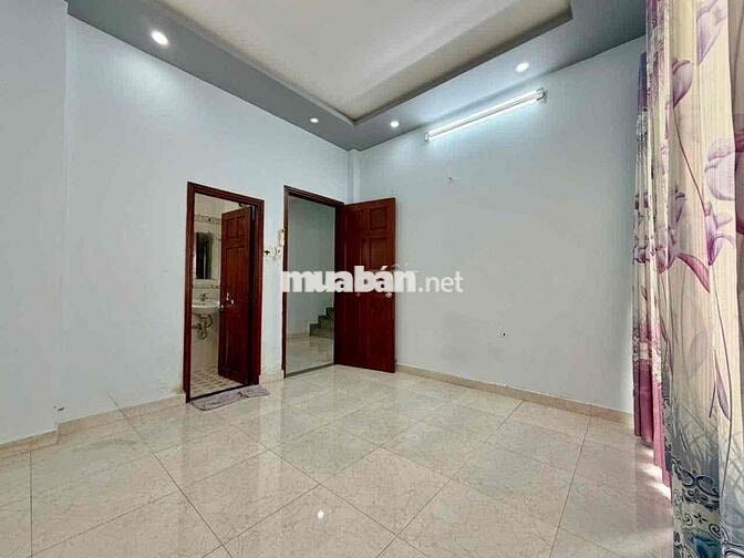 CHỦ BÁN NHÀ GÓC 2 MT NVK P8 . 6 TỶ 39