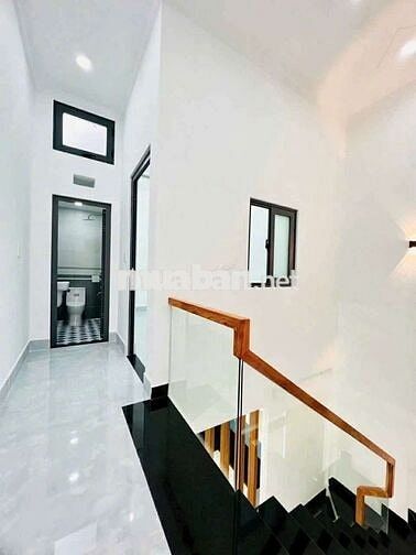 BÁN NHÀ ĐƯỜNG TRẦN THỊ NĂM, HXH,4×11 , 2TẦNG MỚI,SHR.