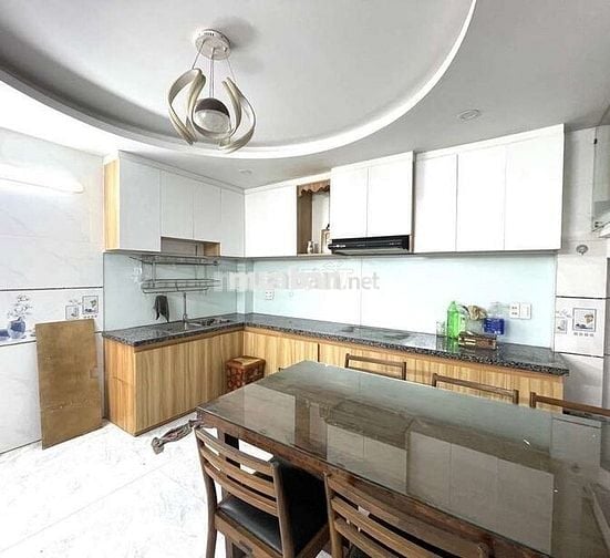 Bán nhà hẻm 5m, nở hậu, gần Quang Trung, 68m, 5 tầng btct, giá  7 tỷ 8