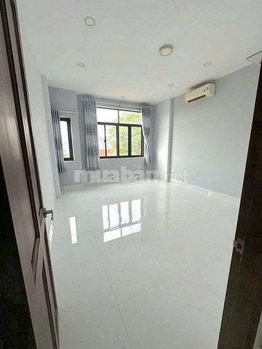 Nhà thuê 4 Tầng 4pn 4wc HXH Nguyễn thị thập, Q7.