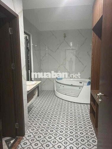 CHO THUÊ BIỆT THỰ CÓ HỒ BƠI , CHẾ LÀN VIÊN , TÂN PHÚ