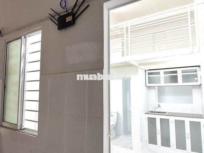 Phòng quận 7 RỘNG, Gác Cao, TIỆN NGHI HOÀN HẢO - Xung quanh có mọi thứ