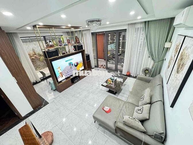 CHO THUÊ BIỆT THỰ CÓ HỒ BƠI , CHẾ LÀN VIÊN , TÂN PHÚ