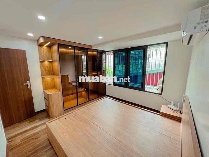 Tập thể 2 ngủ Tân Mai, 2 thoáng, ô tô đỗ, tặng nội thất, gần Hồ Đền Lừ