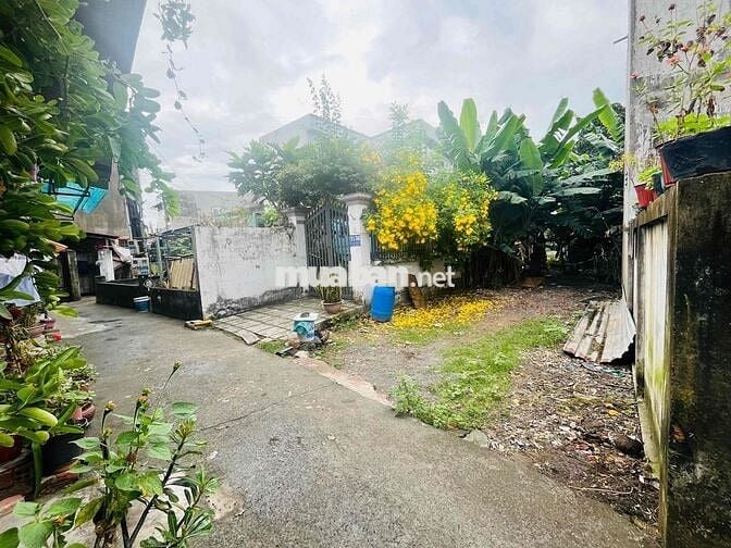 LÔ ĐẤT 400m2 sổ Hồng Riêng Phường Đông Hoà TPHCM