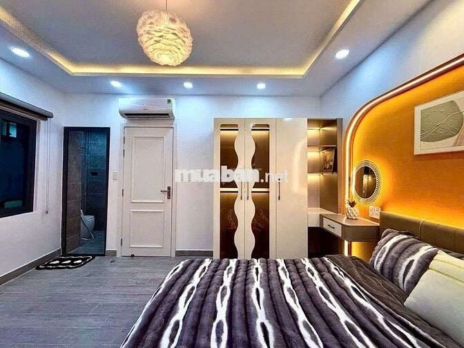 NHÀ ĐẸP 4 TẦNG PHẠM VĂN CHIÊU GẦN EMART2 >40M² FULL NT HƠN 5 TỶ TL