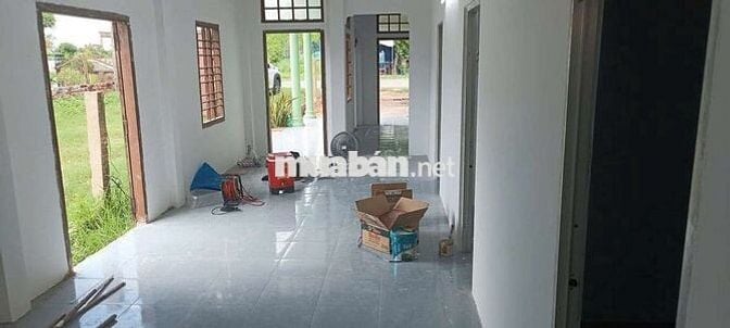 Nhà mặt tiền đường nhựa lớn TT.Ma Lâm