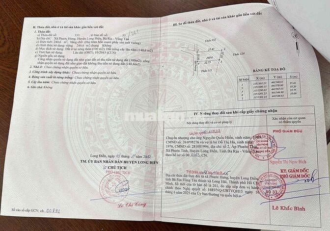 Bán nhà 240m2 cách biển 650m có nhà sẵn