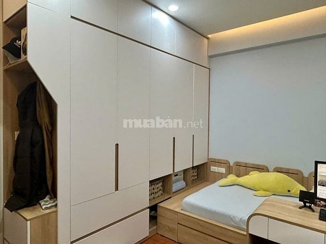 Chính chủ cần bán chung cư lô góc 3 ngủ 2VS full nội thất mới đẹp