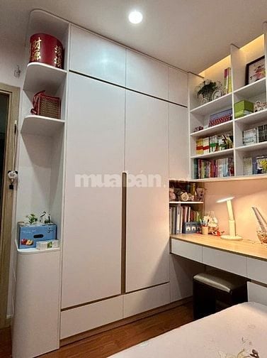 Chính chủ cần bán chung cư lô góc 3 ngủ 2VS full nội thất mới đẹp