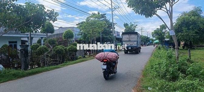 Nhà mặt tiền đường nhựa lớn TT.Ma Lâm