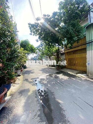 Bán lô đất hẻm 652 QL13, gần Hiệp Bình. DT 77.5m2 SHR, khu dân cư