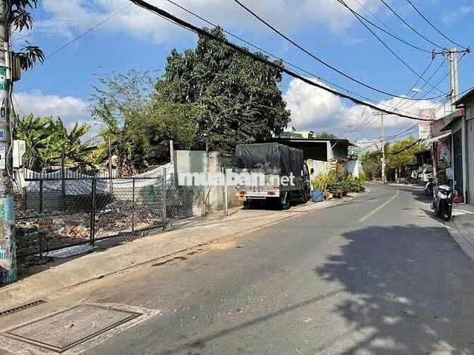 Cần Bán Siêu Phẩm Ngộp Lô Đất Giá 400tr Gần Chợ Trảng Bàng.DT166m2,SHR