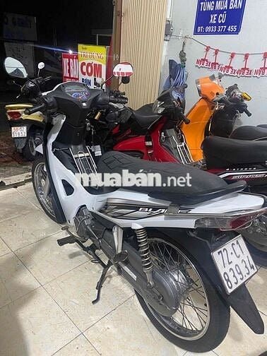 Honda Wave Blade 2016 Trắng đen