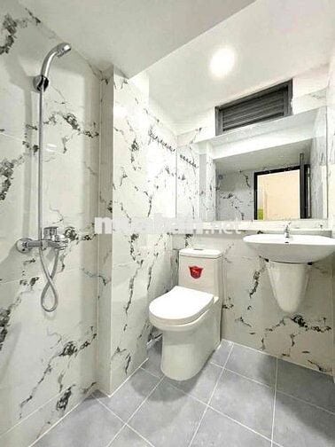 Căn Hộ Có Gác Full Nội Thất Cao Cấp Giá Rẻ Ở Phan Văn Trị , Bình Thạnh