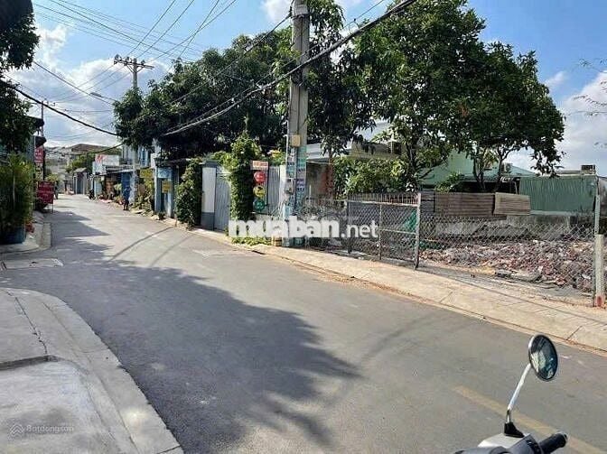 Cần Bán Siêu Phẩm Ngộp Lô Đất Giá 400tr Gần Chợ Trảng Bàng.DT166m2,SHR